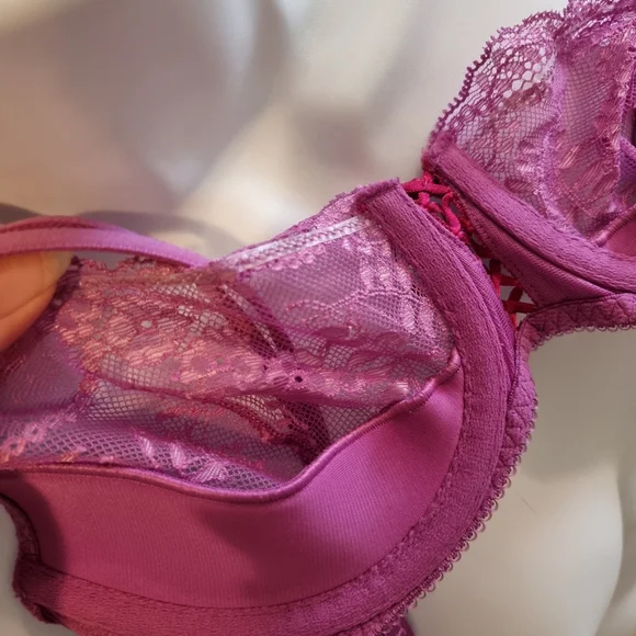 Victoria's Secret NWT Purple Demi Bra - Picture 9 of 9